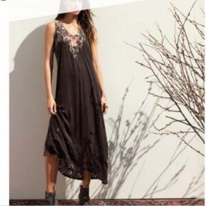 Johnny Was Velvet Embroidered Sleeveless V Neck Maxi Dress Small